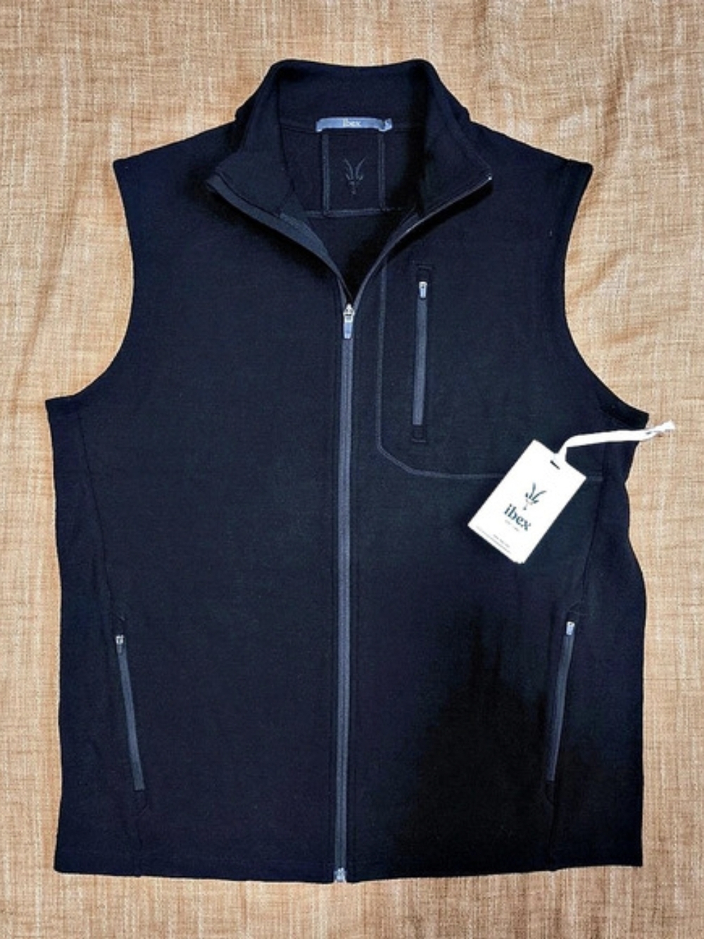 ibex FW24 M's Shak Vest Merino Wool Vest in Black Size Large NWT